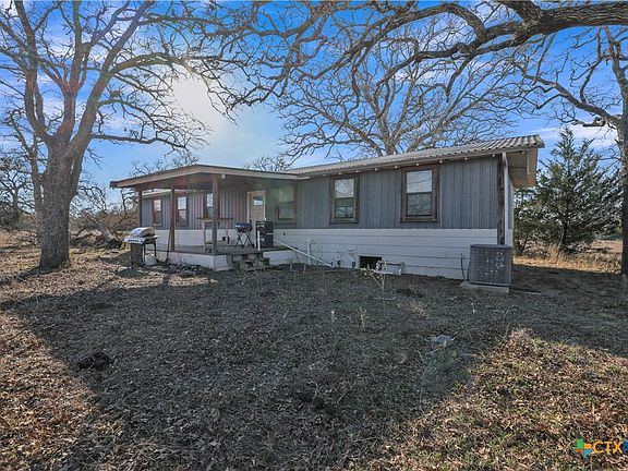 3rd image of 895 Patterson Rd