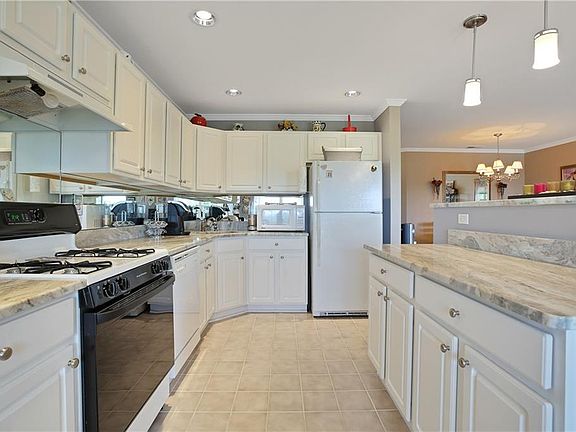 4th image of 101 Crystal Hill Dr