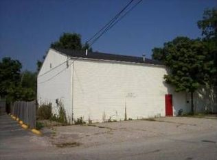 125 Dewey Ave, Warwick, RI 02886