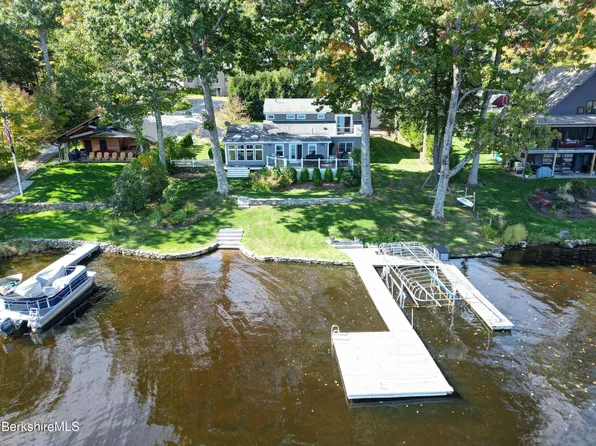 29 S Bay Rd, Otis, MA 01253