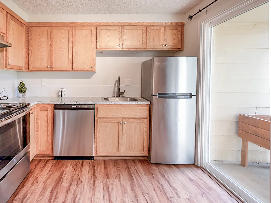 2 bed, 1.5 bath, 828 sqft, $1,950 — Photo 4