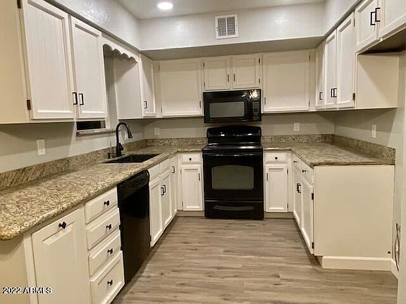 5th image of 706 N San Marcos Dr