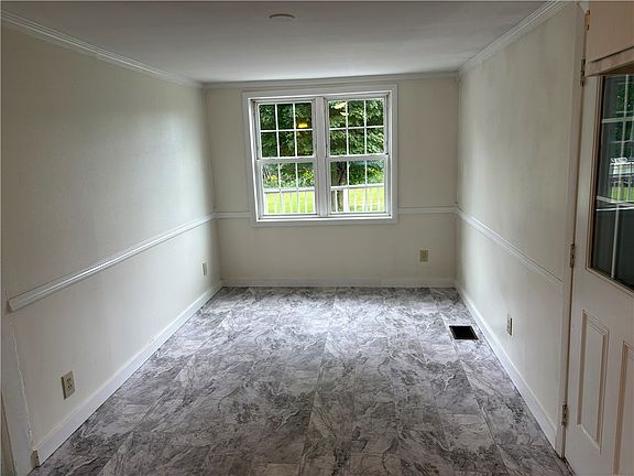 4th image of 6620 Harold Ave