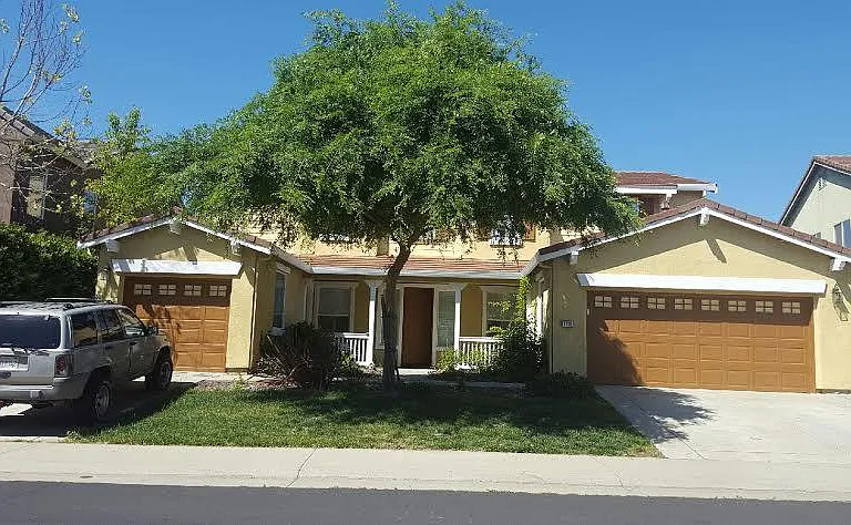 1716 Woodhaven Cir — Photo 1