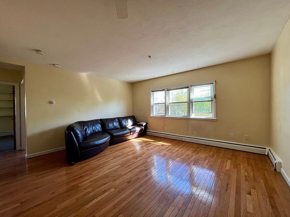 1st image of 114 Willard St #11A