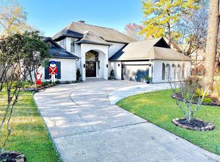 5311 Walnut Hills Dr, Kingwood, TX 77345