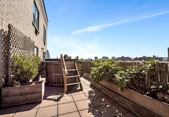 3rd image of 1787 Madison Ave APT 704