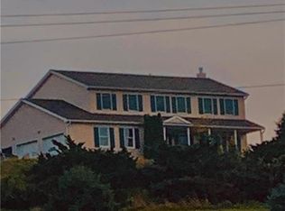 4136 Friedens Rd, Slatington, PA 18080