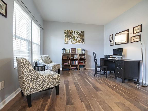2nd image of 3023 Weston Blvd