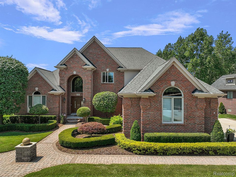 1st image of 47507 Milonas Dr