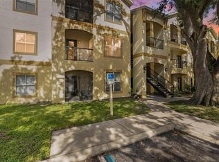 5604 Pinnacle Heights Cir APT 206, Tampa, FL 33624