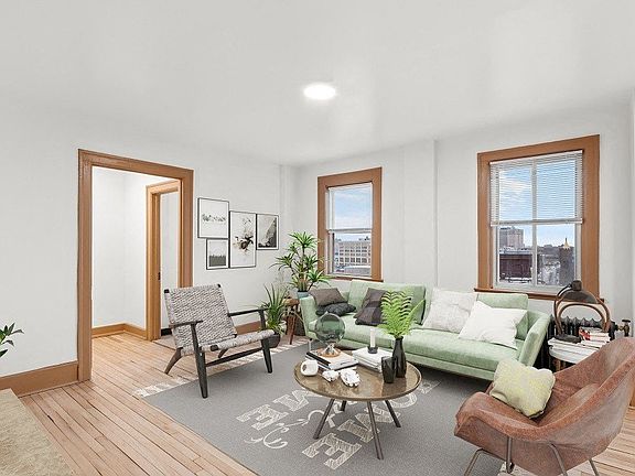 4th image of 25 Palmer St E APT 76