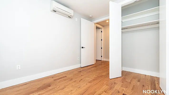 Rented by Nooklyn NYC LLC | media 83