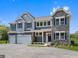 113 Lillian Ct, Fredericksburg, VA 22406