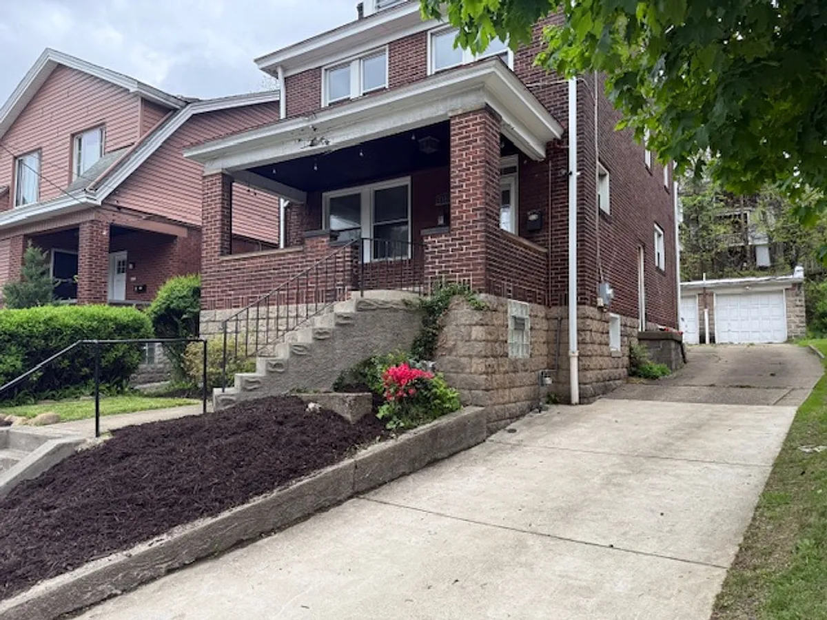 Building Photo - 3552 Beechwood Blvd