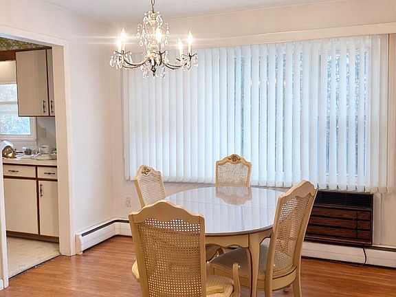 5th image of 15 Round Top Rd