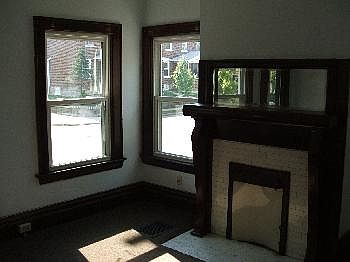 2nd image of 2503 Indianola Ave