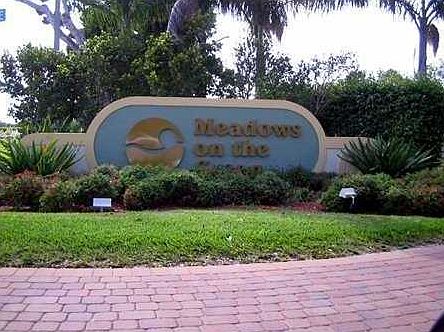 1st image of 1605 Meadows Cir W