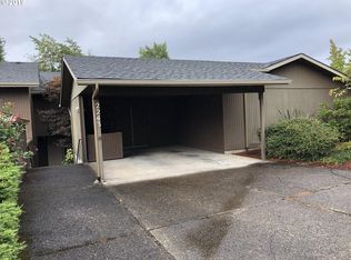 2243 Ridgeway Dr, Eugene, OR 97401