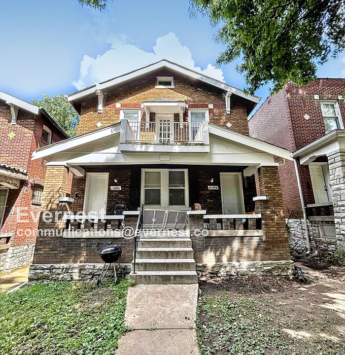4126 Minnesota Ave #2F