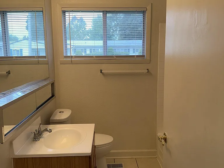 1531 Forbes Ave — Photo 22