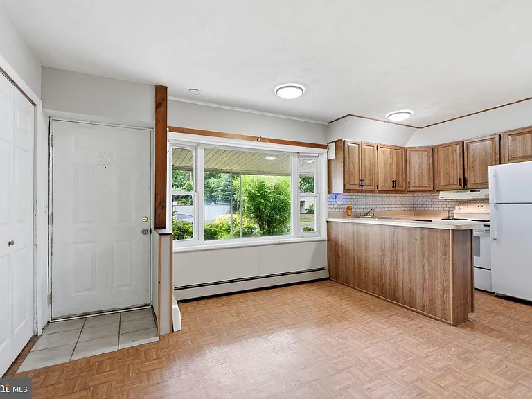 65 Orchard Ln — Photo 28