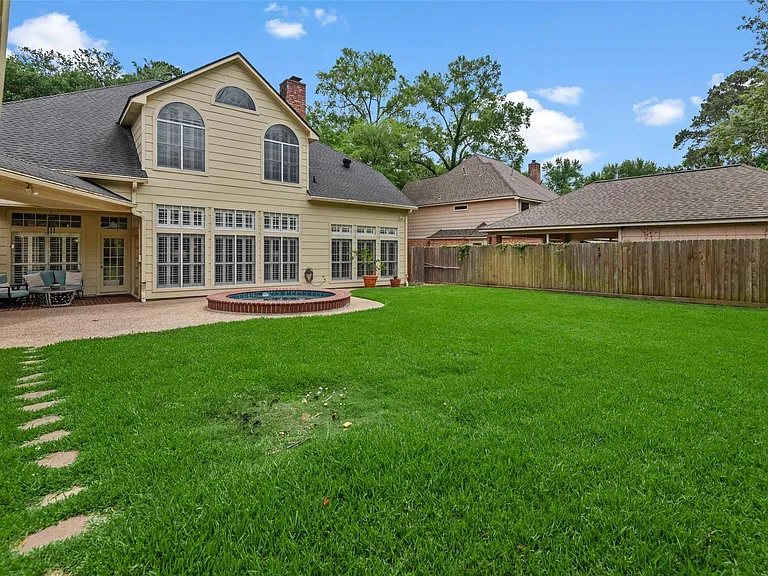 1811 Wild Plum Ct — Photo 40