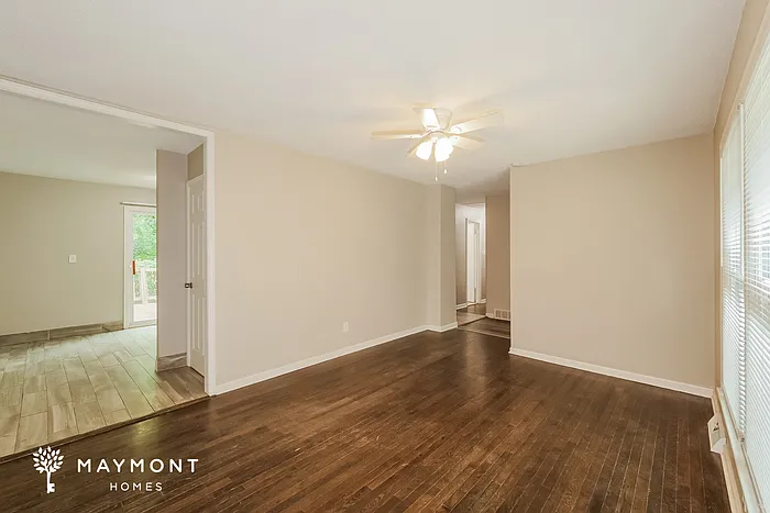 13144 Ashland Ave — Photo 3