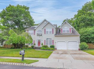 205 Prancer Rd, Egg Harbor Township, NJ 08234