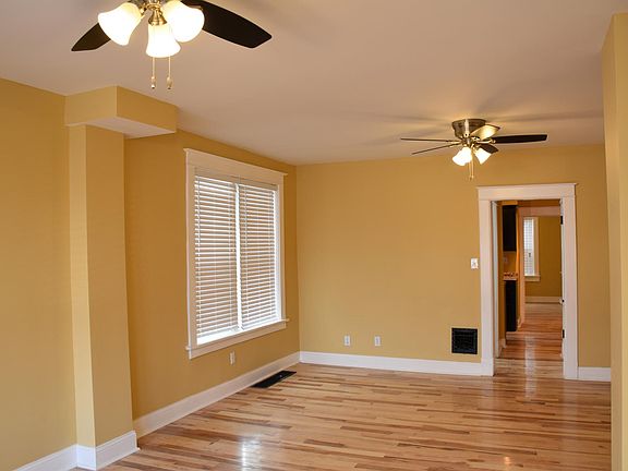 3rd image of 2300 Allen Ave APT 1E