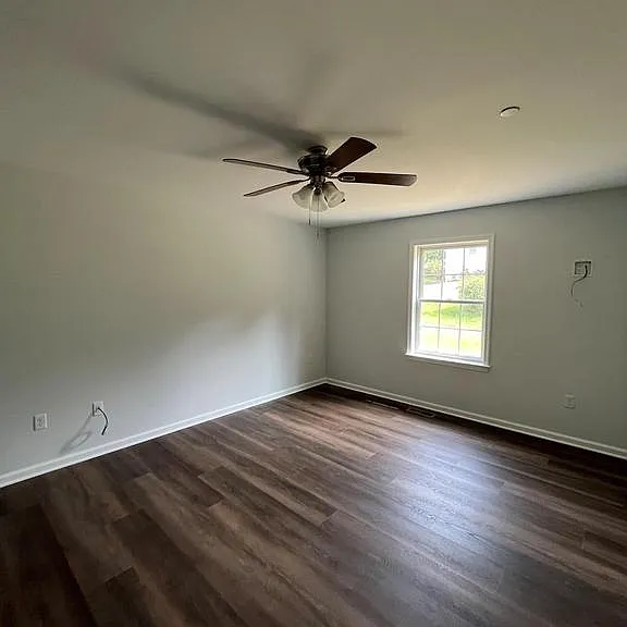 2114 Moorland Dr — Photo 25