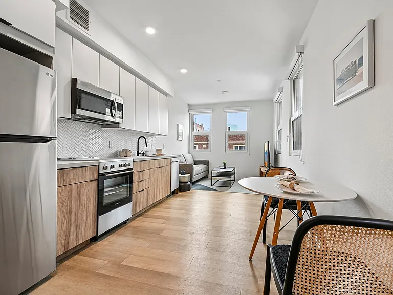 738 Normandie — Photo 14