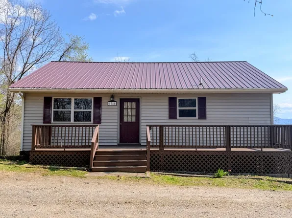 1748 Beaverdam St, Canton, NC 28716