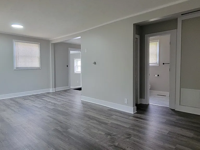 24065 Murray St — Photo 4