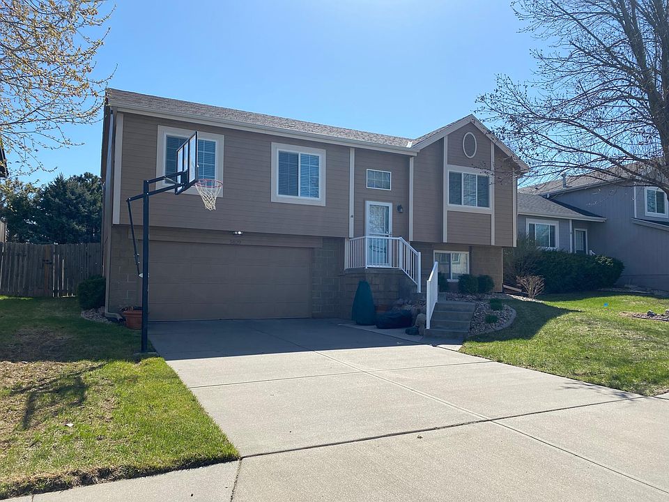 1st image of 5829 S 186th Ave