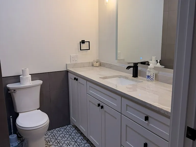 6528 Crestview Dr — Photo 25