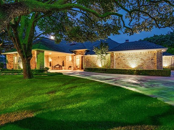 5th image of 17108 Club Hill Dr