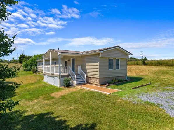 381 Robertson Creek Rd, Bulls Gap, TN 37711