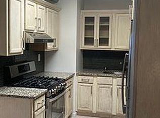 128 Grove St #2, Brooklyn, NY 11221
