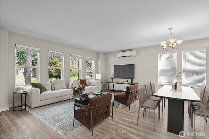 5th image of 22407 Basin View Court SE