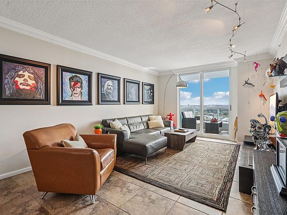 4th image of 401 SW 4th Avenue #1602