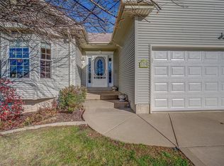 604 Birdnest Walk, Wentzville, MO 63385