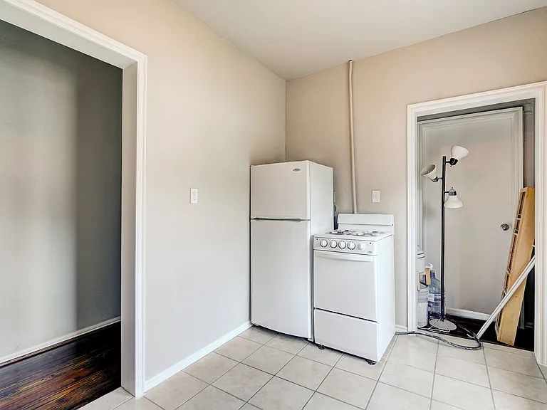 440 Elm Ave #2 — Photo 16
