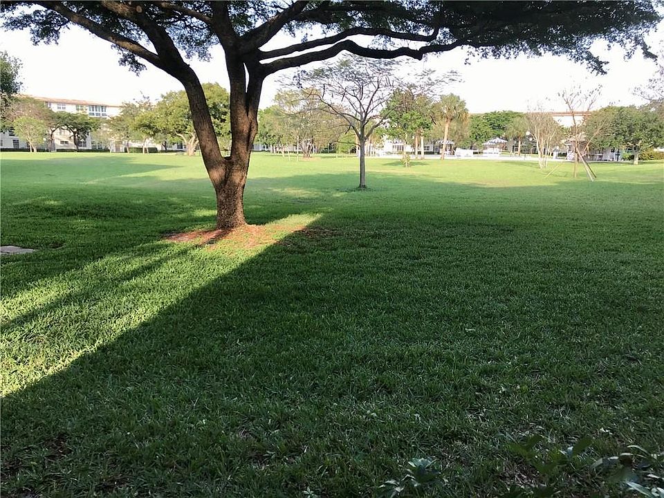 1st image of 1603 Abaco Dr APT A1
