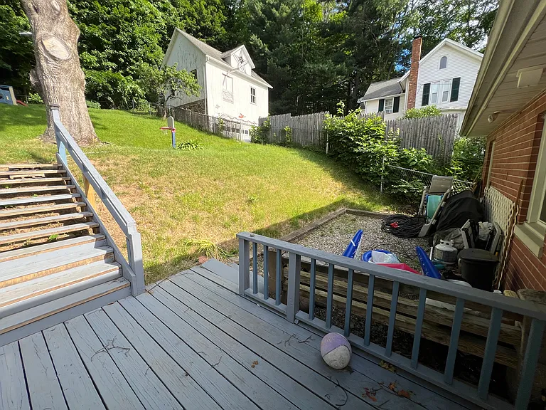 77 Grove St — Photo 36