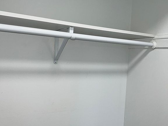 5th image of 2599 W Bryn Mawr Ave #204