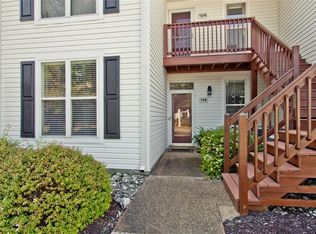 116 Persimmon Dr, Yorktown, VA 23693