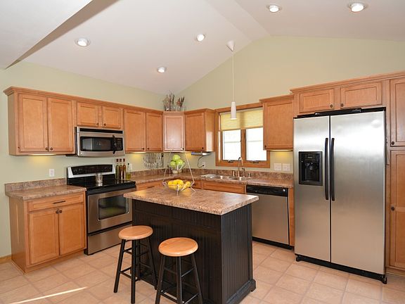 5th image of 535 N 104th St