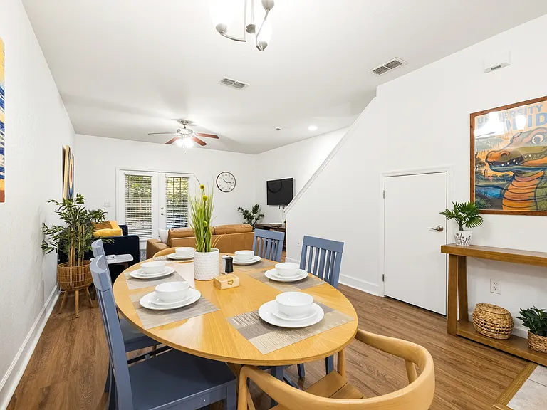 2508 SW 35th Pl #S113 — Photo 13
