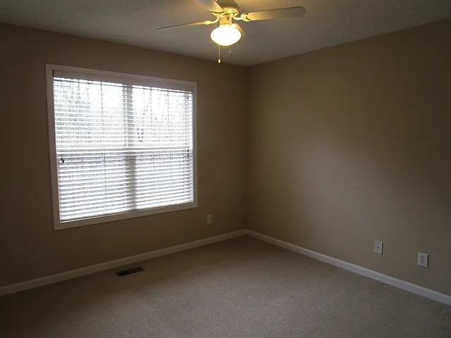 330 Red Fox Dr — Photo 15